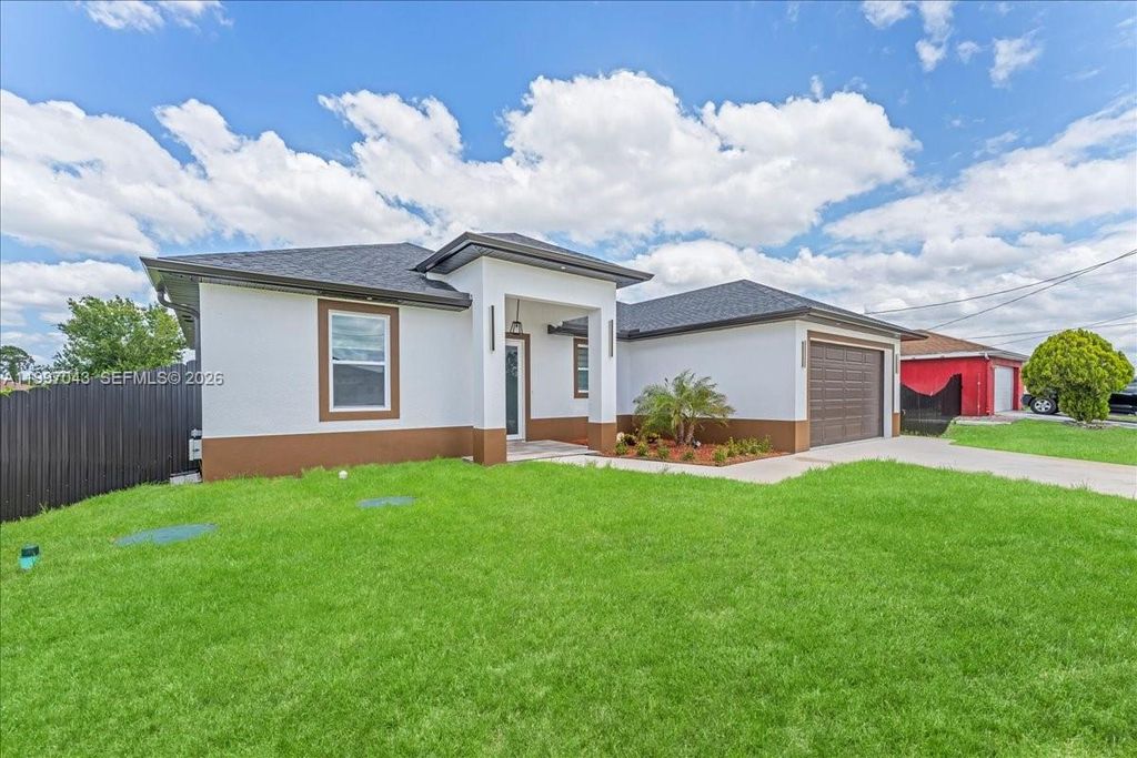 2914 23rd st sw, Lehigh Acres, FL 33976