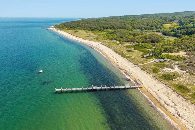 85 North Reservoir Road, West Tisbury, MA 02575