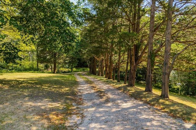 85 North Reservoir Road, West Tisbury, MA 02575