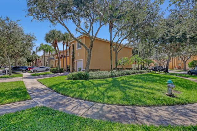 4493 Lake Tahoe Circle, West Palm Beach, FL 33409