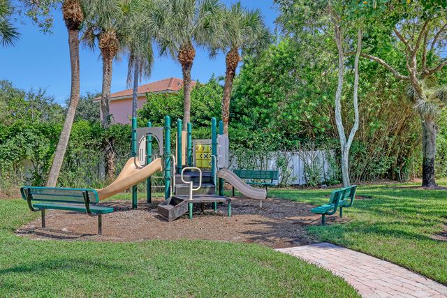 4493 Lake Tahoe Circle, West Palm Beach, FL 33409
