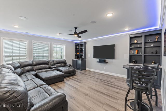 1669 Hickory Reserve Rd, Knoxville, TN 37932