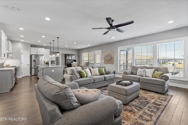 1669 Hickory Reserve Rd, Knoxville, TN 37932