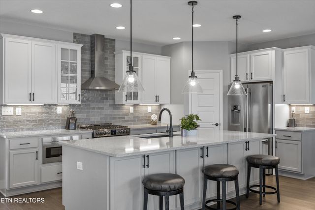1669 Hickory Reserve Rd, Knoxville, TN 37932