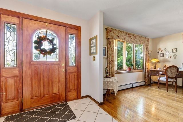 220 Hancock St, Abington, MA 02351