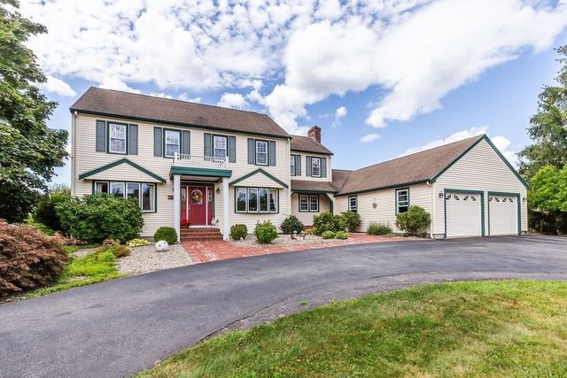 220 Hancock St, Abington, MA 02351