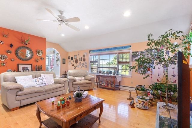 220 Hancock St, Abington, MA 02351