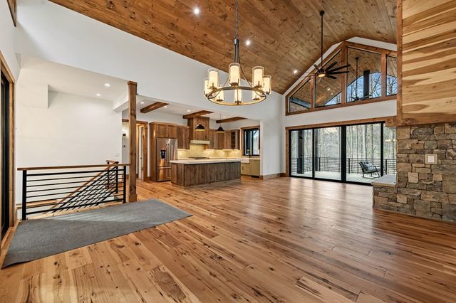 172 Grand Oaks Trail, Morganton, GA 30560