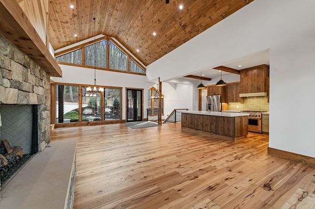 172 Grand Oaks Trail, Morganton, GA 30560