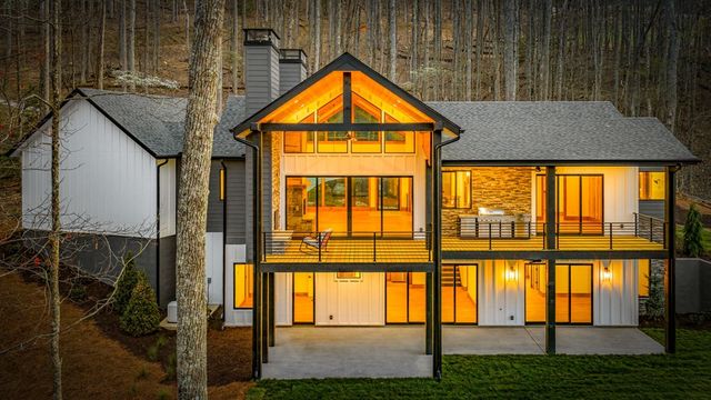 172 Grand Oaks Trail, Morganton, GA 30560