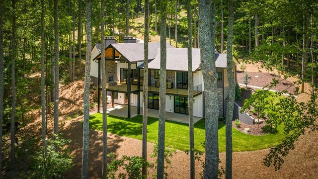 172 Grand Oaks Trail, Morganton, GA 30560