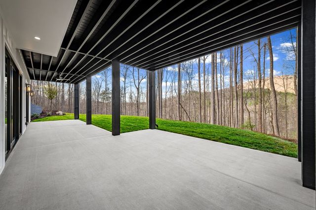 172 Grand Oaks Trail, Morganton, GA 30560