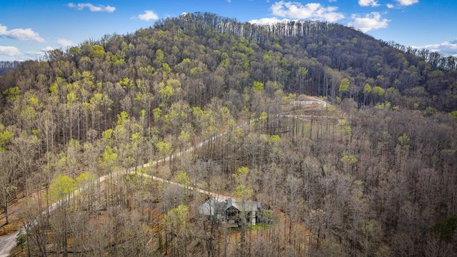 172 Grand Oaks Trail, Morganton, GA 30560