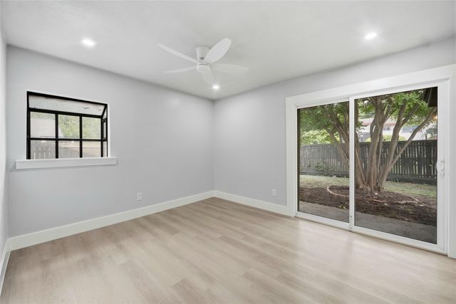 8034 Greenhollow, Dallas, TX 75240