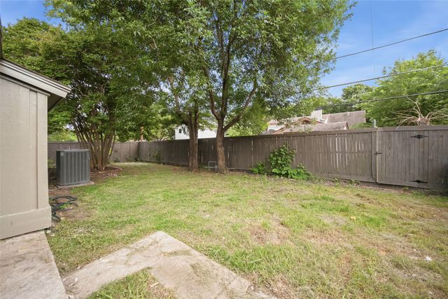 8034 Greenhollow, Dallas, TX 75240