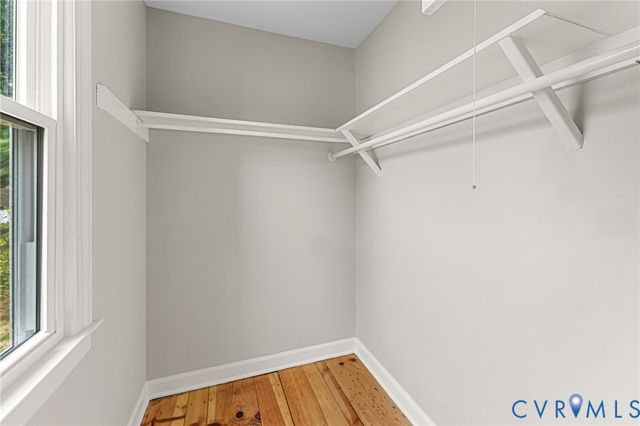 422 Nottingham Dr, Colonial Heights, VA 23834