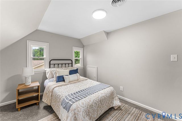 422 Nottingham Dr, Colonial Heights, VA 23834