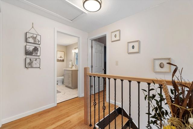 23 Birches Rd, Hubbardston, MA 01452