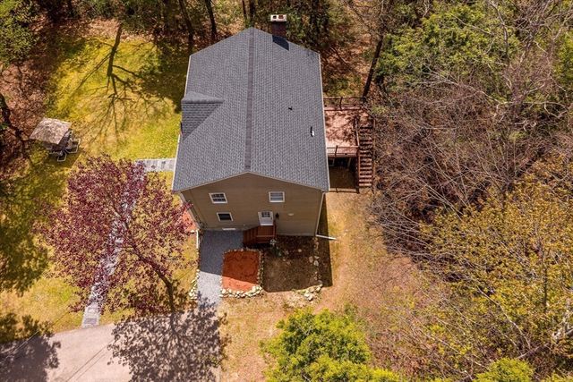 23 Birches Rd, Hubbardston, MA 01452