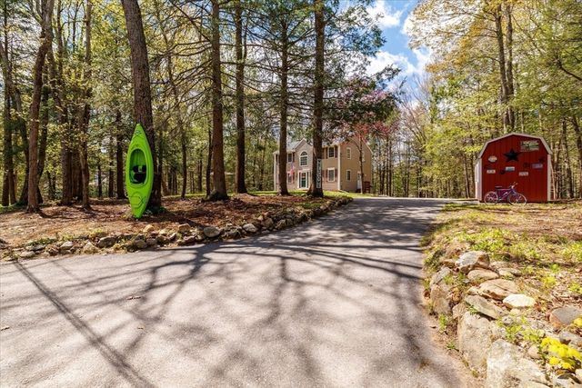 23 Birches Rd, Hubbardston, MA 01452
