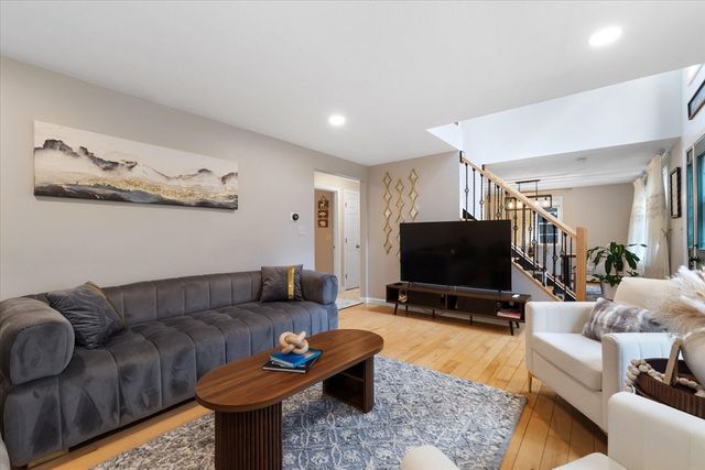 23 Birches Rd, Hubbardston, MA 01452