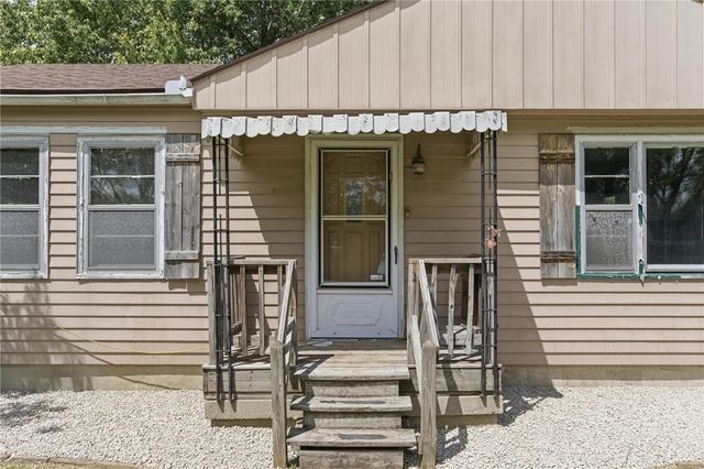 17 Community Drive, Riverside, OH 45404