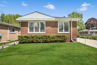 3816 Howard Street, Skokie, IL 60076