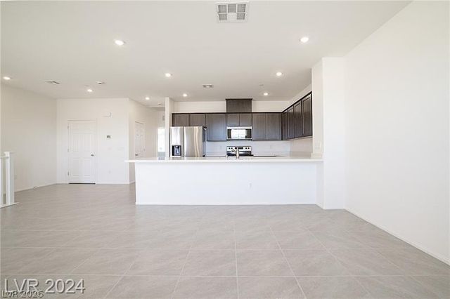 5613 Steampunk Street, Las Vegas, NV 89118