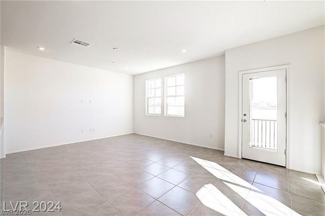 5613 Steampunk Street, Las Vegas, NV 89118