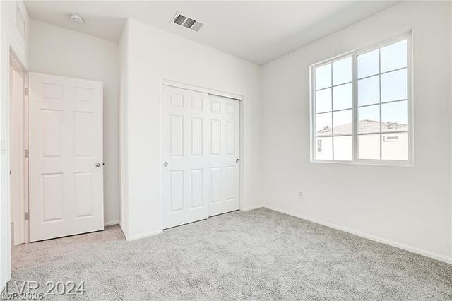 5613 Steampunk Street, Las Vegas, NV 89118