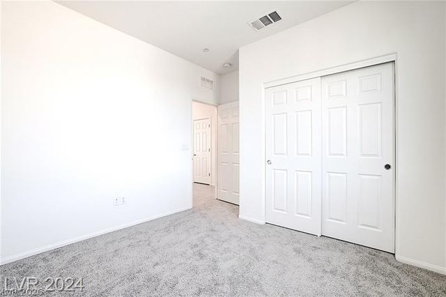 5613 Steampunk Street, Las Vegas, NV 89118