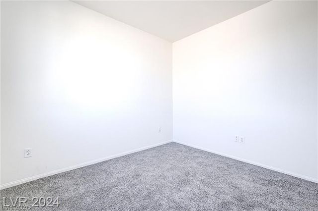 5613 Steampunk Street, Las Vegas, NV 89118