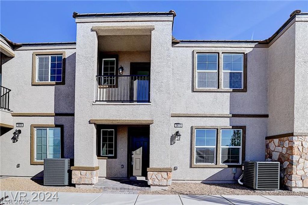 5613 Steampunk Street, Las Vegas, NV 89118
