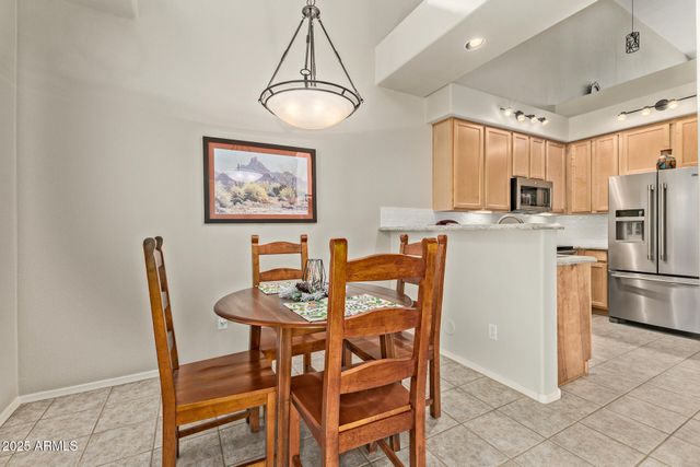 11022 N INDIGO Drive 115, Fountain Hills, AZ 85268