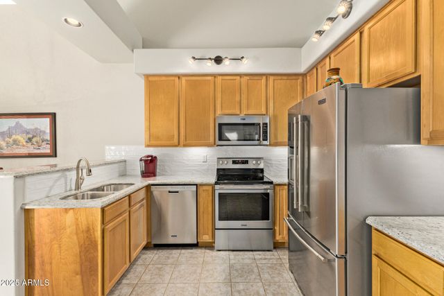 11022 N INDIGO Drive 115, Fountain Hills, AZ 85268