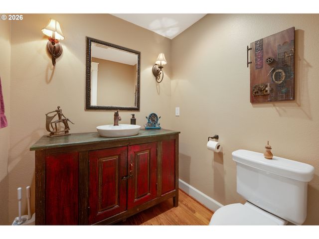 14221 DOLPH Ct, Lake Oswego, OR 97034