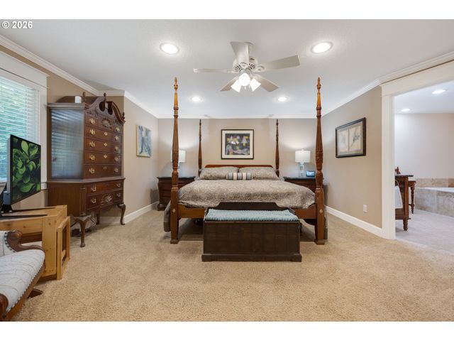 14221 DOLPH Ct, Lake Oswego, OR 97034