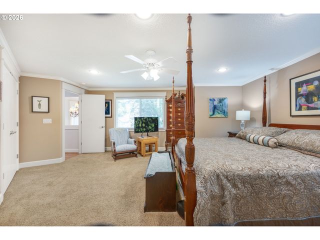 14221 DOLPH Ct, Lake Oswego, OR 97034