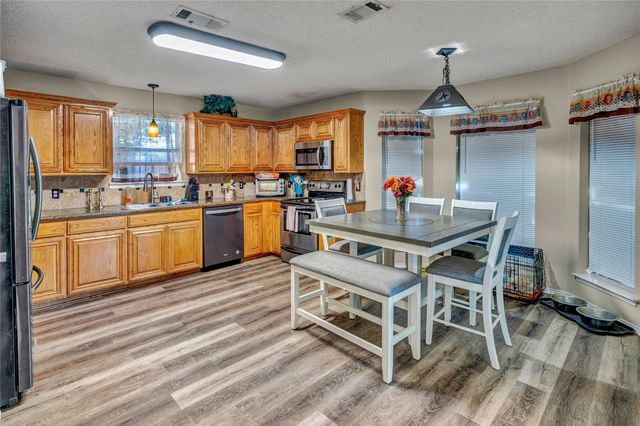 1707 Bertram Drive, Mansfield, TX 76063