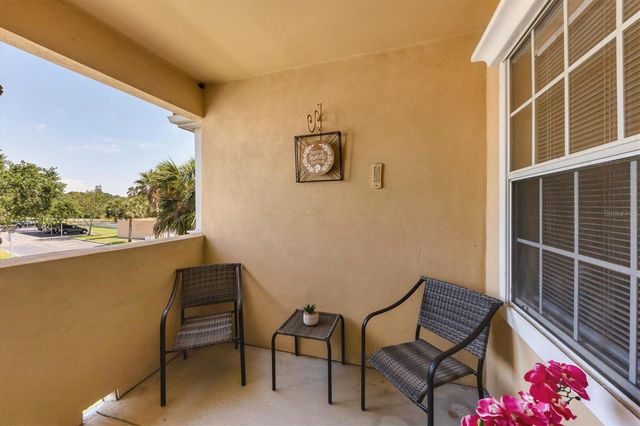 1015 VILLAGIO CIRCLE 202, Sarasota, FL 34237