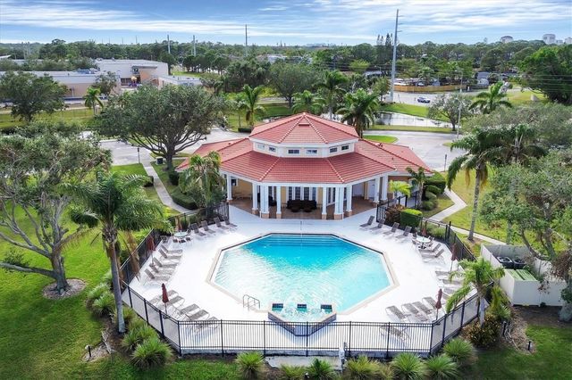 1015 VILLAGIO CIRCLE 202, Sarasota, FL 34237