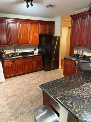 121 Therease Drive, Vacherie, LA 70090