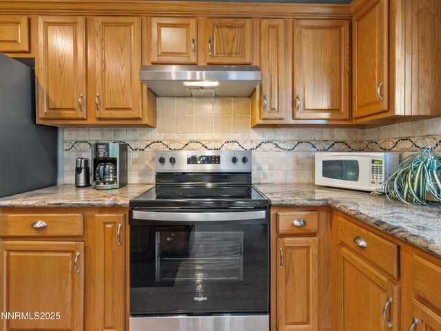 2655 Stewart Avenue, Minden, NV 89423