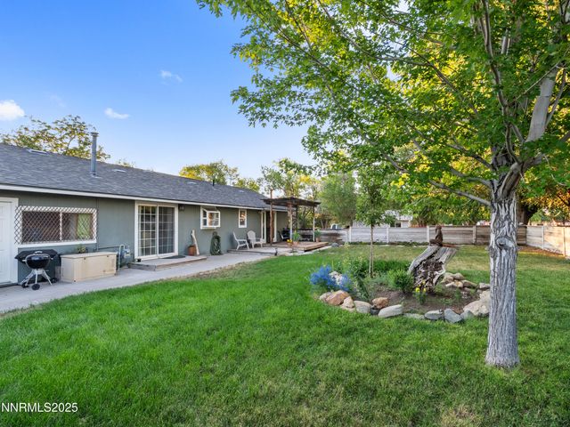 2655 Stewart Avenue, Minden, NV 89423