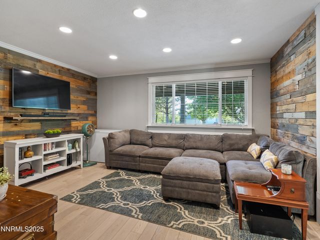 2655 Stewart Avenue, Minden, NV 89423