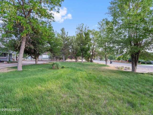 2655 Stewart Avenue, Minden, NV 89423