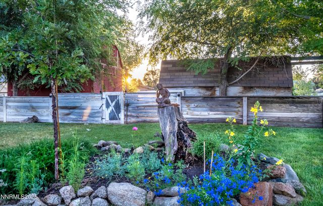 2655 Stewart Avenue, Minden, NV 89423