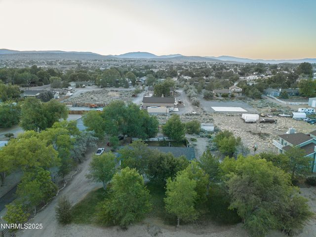 2655 Stewart Avenue, Minden, NV 89423