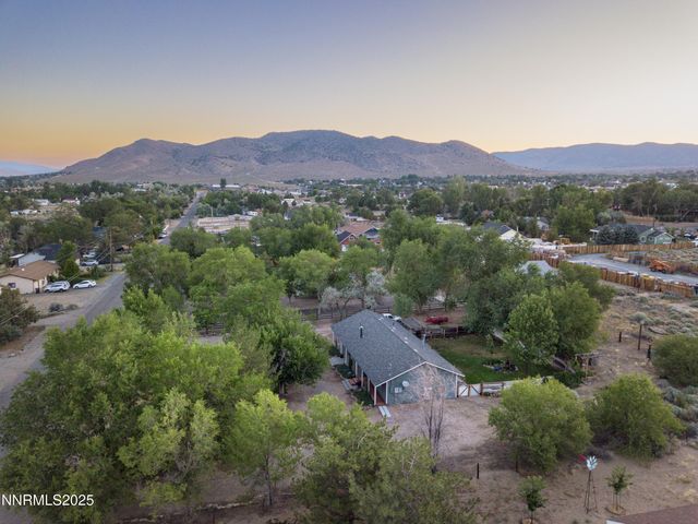 2655 Stewart Avenue, Minden, NV 89423