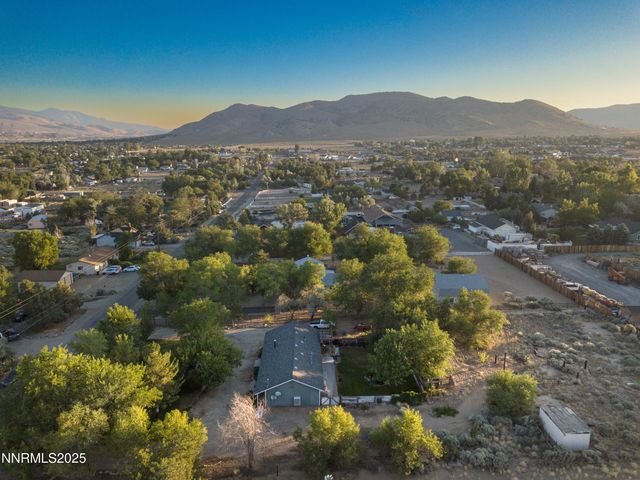 2655 Stewart Avenue, Minden, NV 89423